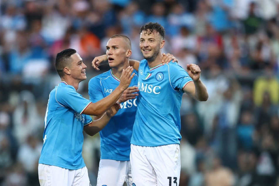 尤其是在高 尤其是在高