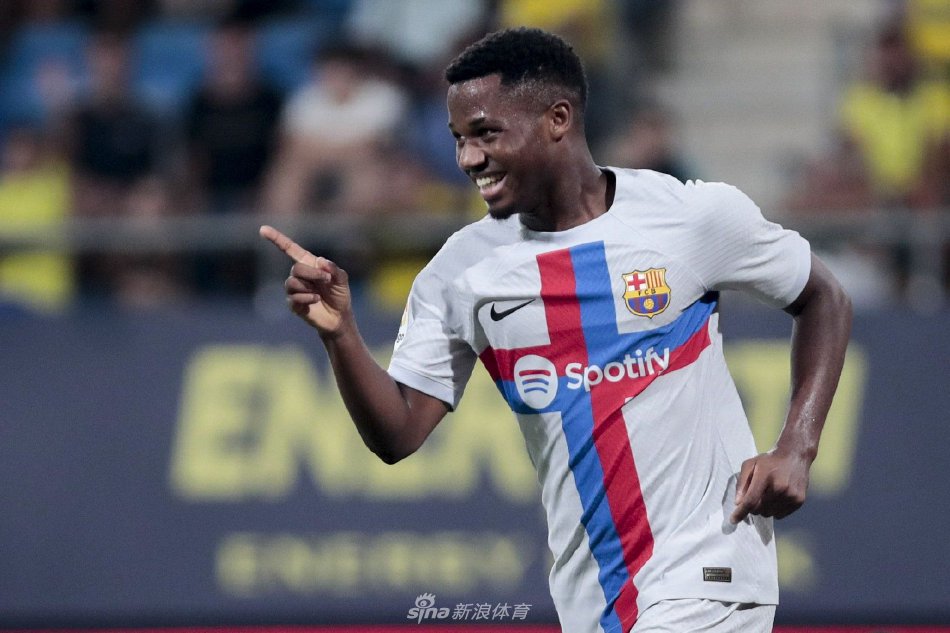 乎成为争冠 乎成为争冠